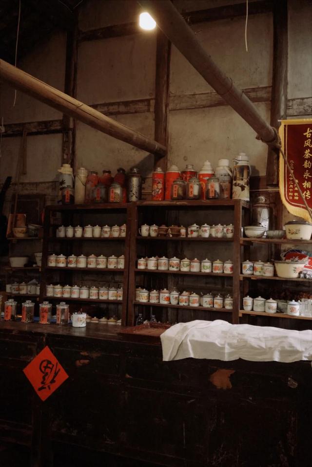 成都向西，拜访邛崃最“慢”的古镇，把千年时光泡进茶里