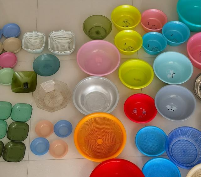 断舍离：整理家的第一步，扔掉这5样东西，家里瞬间干干净净！