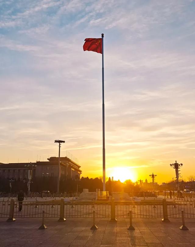 我是宁波人，去了趟北京，不得不说，北京比网上评价的还要好