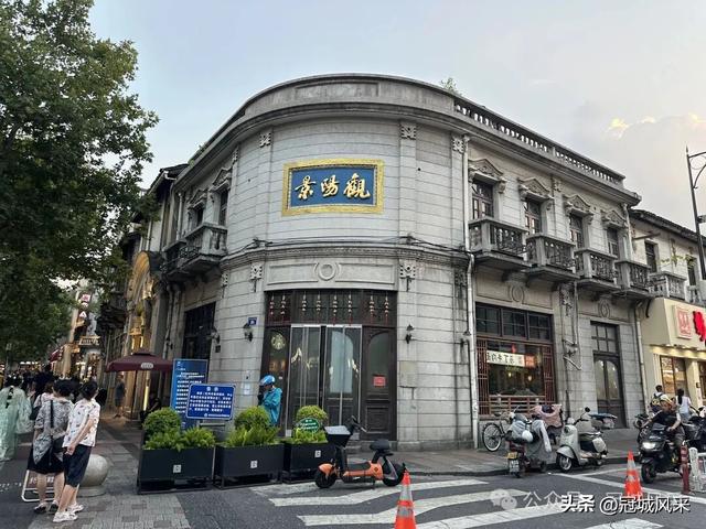 杭州寻吃·一碗蟹黄面