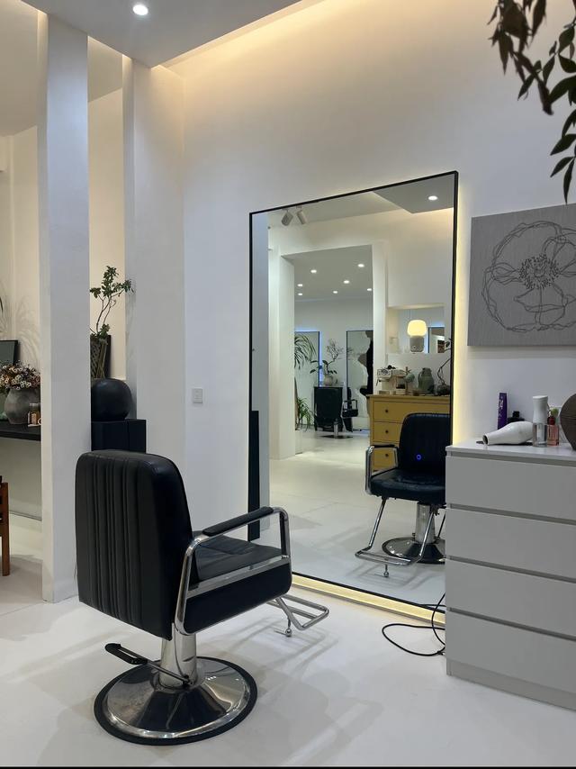 腊月理发堪比春运！2026马年理发吉日+禁忌全攻略，剪对了旺整年