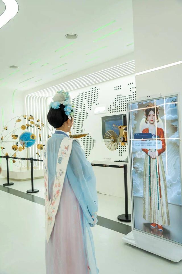 从良渚文明到未来科创，跟着达人开启时空穿越之旅！