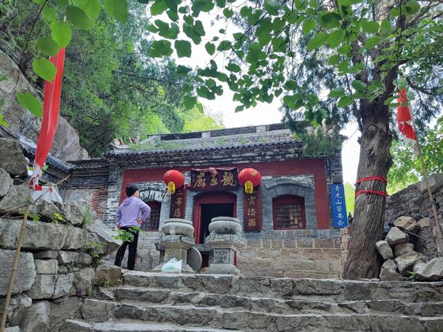 博山青龙山古建筑群，城寨结合，构思巧妙，不虚此行