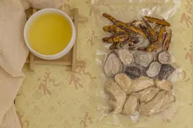 还阳第一四逆，健脾第一四神，养血第一四物，补气第一四君子！图片