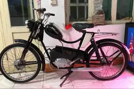 济南轻骑15，俗称黑老鸹，还有款“木兰”踏板，全国轻骑摩托鼻祖图片