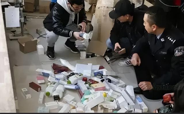 几乎全是假货！利润高达2400%，为何有些消费者前赴后继争相购买