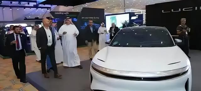 铁了心对付中国？暴跌58%，俄罗斯大幅加税	，中国汽车出口骤降