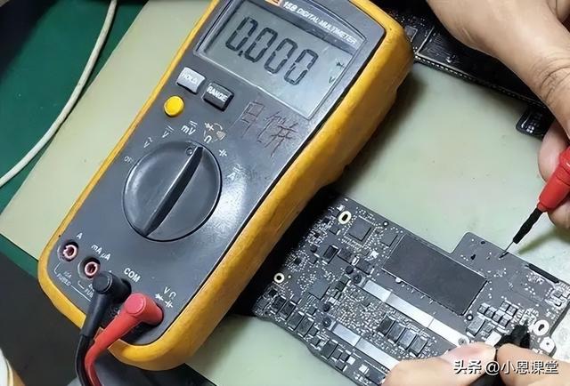 苹果A1708奇葩通病，适配器能开机，电池不开机，大神盘它没商量