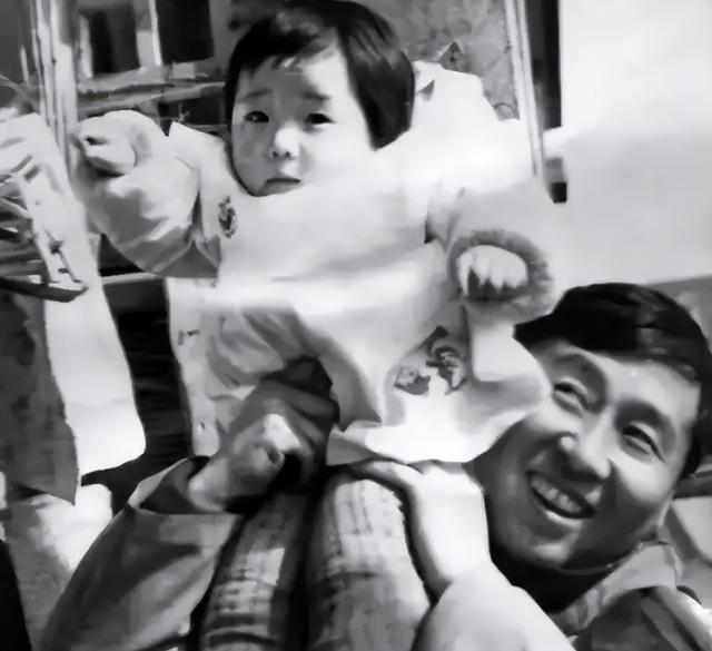 他只活了42岁，一生妻离子散，兄弟反目	，却被数亿人奉为精神导师