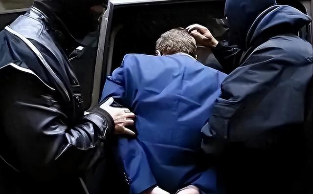 潜伏在我国领导层的5大间谍	，安插在军政界，给国家造成重大损失