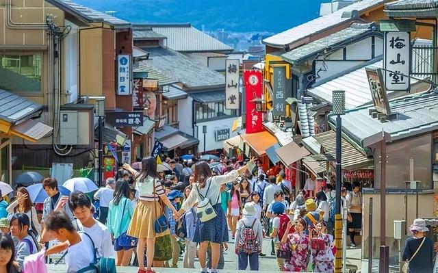 大批中国人依然执意去日本旅游，被日媒追问后，他们的回答太扎心