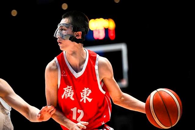 广东篮球再登顶！广东U18男篮击败山东U18男篮夺冠