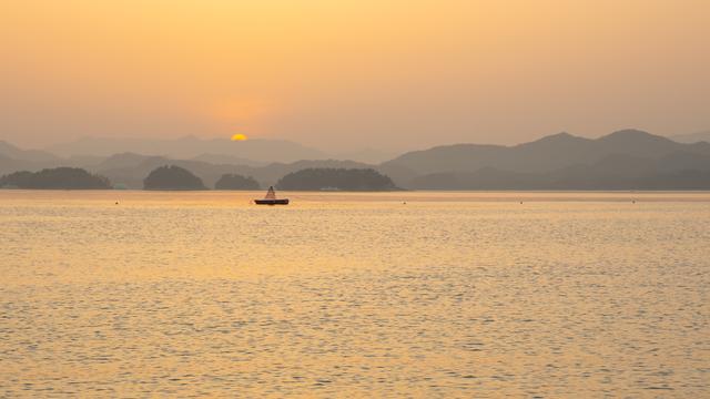 冬日暖阳里的湖畔旅居｜千岛湖滨江希尔顿度假体验