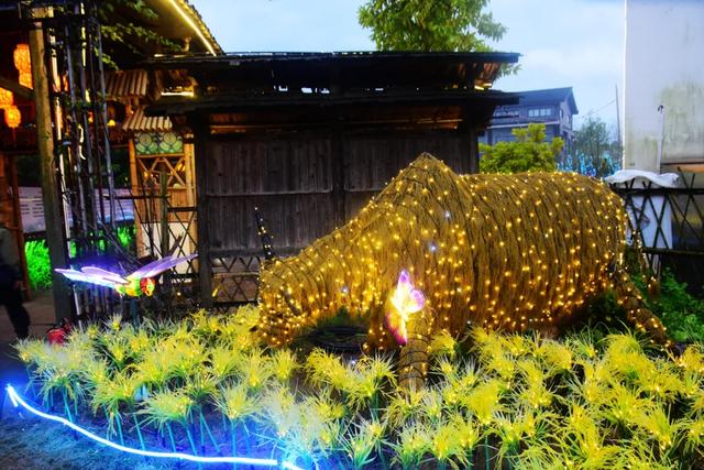 桂林:首届非遗千灯游园,光影艺术璀璨盛宴!