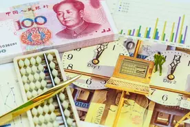 2025年退休新规定落地，1965年出生晚退休3个月，养老金增长多少图片