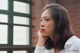 女研究生辞去县一中教师编，原因何在？梦想终究输给了现实图片