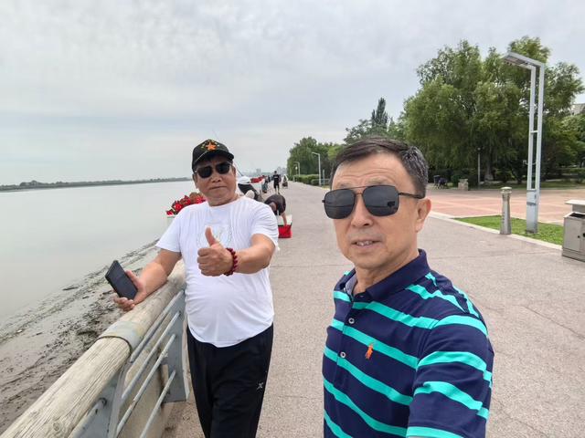 营口儿时的记忆踪影难觅，辽河老街的变迁喜忧参半