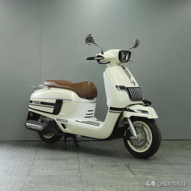 新车｜售15800元起，标致全新DJANGO上市，动力提升/增导航投屏等