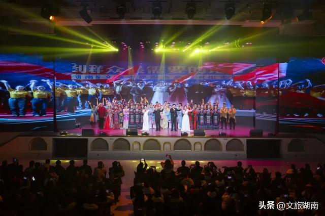 当“湘”音遇见“疆”韵 2025湖南文旅志愿者新疆行走进吐鲁番