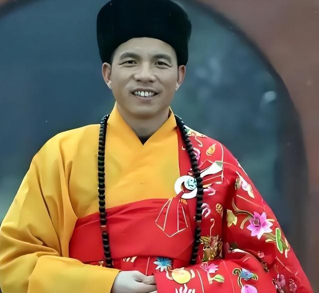 一波未平一波又起！释永信刚被查，央视主持刘芳菲也受到牵连