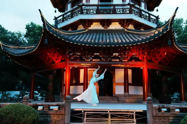 国庆中秋来上海怎么玩？200多项演出、展览、景点活动等你来解锁！