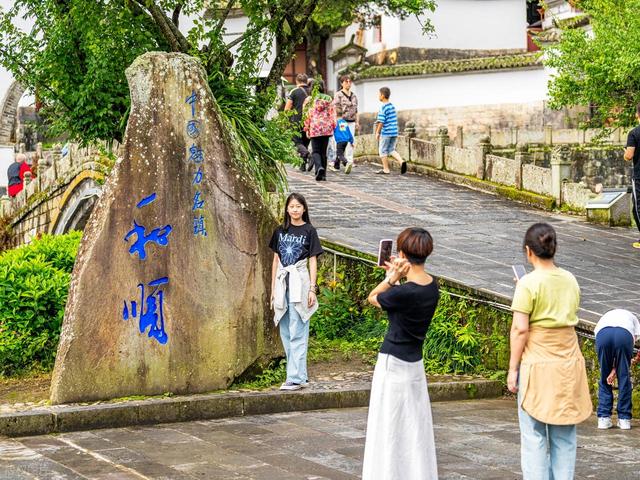 从湖南闷热逃到腾冲，结果真实感受和朋友圈完全两回事！