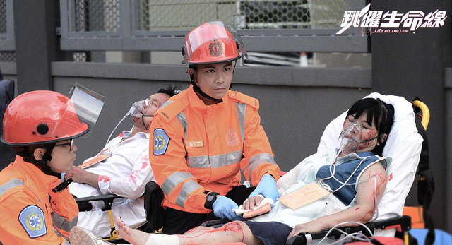 别再看《巨塔之后》，强推5部医疗职业剧，看完秒懂啥叫紧张刺激