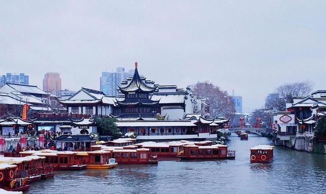 华东省会“第一城”，究竟是杭州，还是南京？合肥：当我不存在？