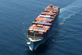 美国零售商选择涨价，避免货架空空如也，亚马逊标注关税被叫停图片