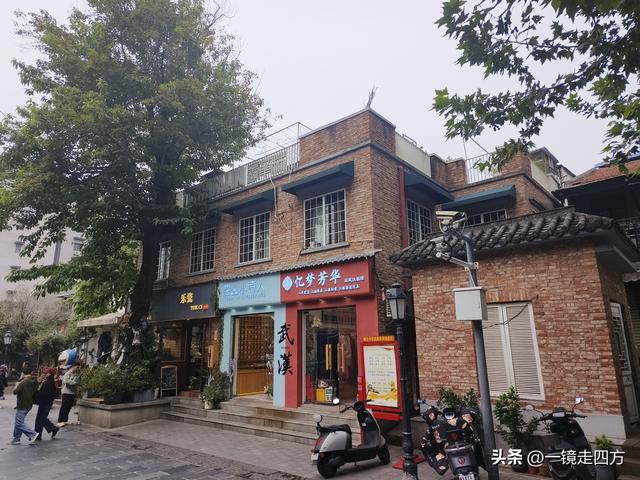 被誉为"活着的武汉近代史书"的历史街区昙华林