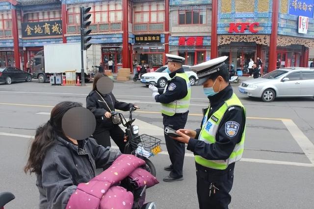 全国交警集体更名！“交警”变“交管”，一字之差关乎每个人出行