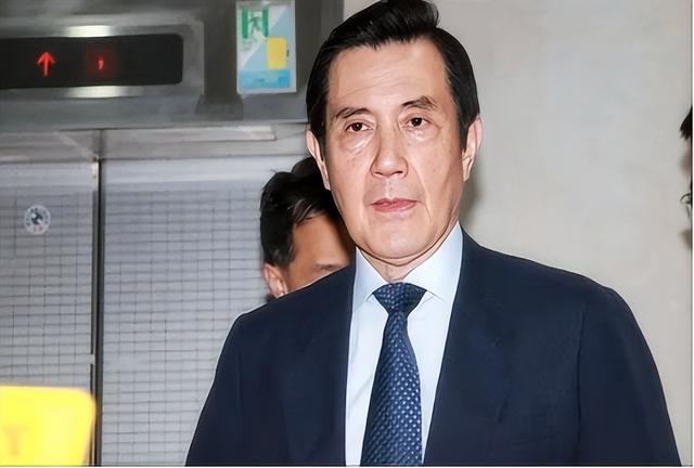 被大陆警告后，赖清德改口称洪秀柱无罪，对没去北京的马英九下手