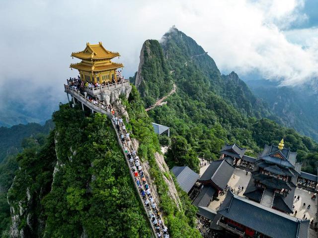 江苏没想到，山东也没想到。如今的中国河南，已成为全国焦点