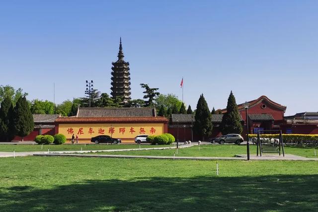河北石家庄，寻访正定古城的九楼四塔八大寺