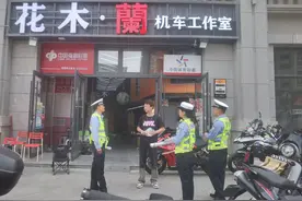 兰州公安交警七里河大队走进摩托车俱乐部开展交通安全警示宣传图片