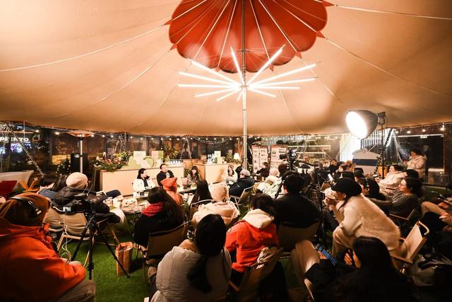 PAC购物中心发布年度成果暨年末「暖冬太格小镇」主题活动启幕