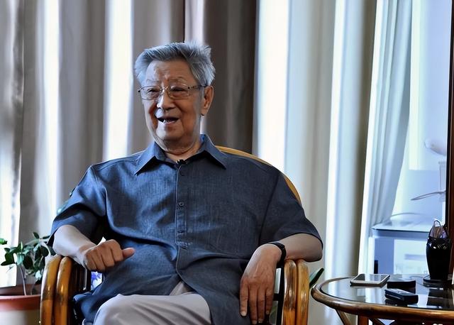 一路走好！不到24小时	，3位名人离世，最小者仅47岁，死因太可惜