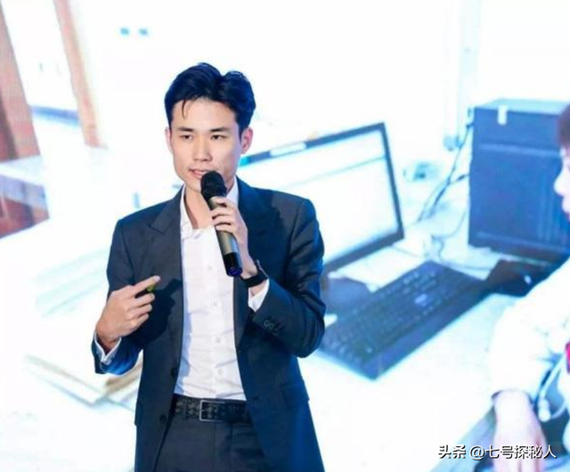 5年前	，靠倒卖口罩一年赚60亿元，住5万一夜酒店的他，如今怎样了