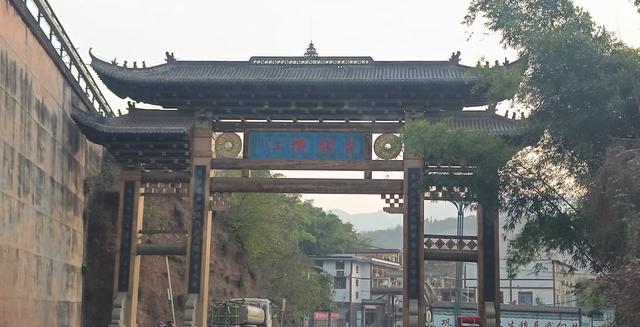 我是北京人，在宜宾待了五天，憋不住说说这4个直观感受。