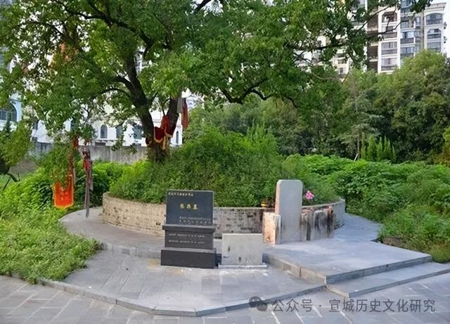 千古宛溪流到今