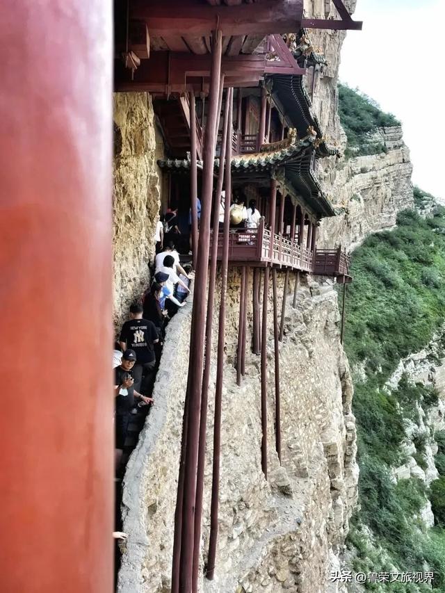 古城不止热门款？大同的秋，有比敦煌更静的佛，比江南更野的山