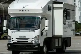 五十铃700P轻卡房车，中产自驾旅行好帮手！图片