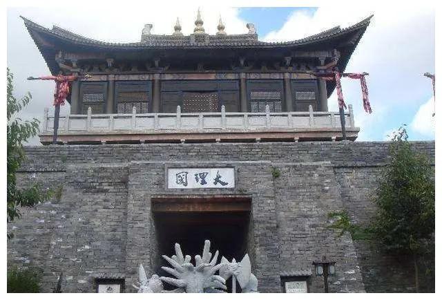 东方女儿国:历史悠久,男不婚女不嫁,实行走婚,孩子由舅舅抚养