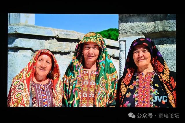 黑位王者与8K先锋： JVC DLA-N988 激光投影机体验分享
