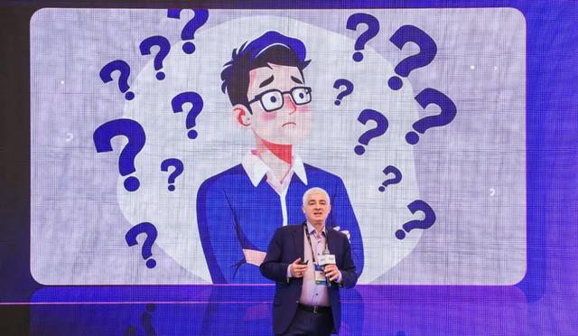 云计算“活教科书”语出惊人，指明程序员的进化方向