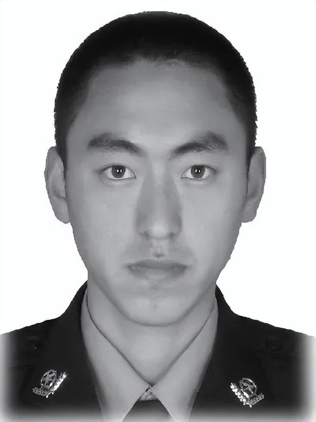 昨夜今晨丨他在执法现场被撞牺牲，年仅37岁丨陈震再度回应丨降温降雨大风丨全球最大冰山加速解体