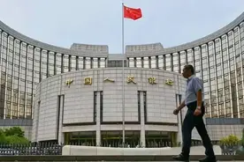 中国央妈大动作！黄金储备策略调整，全球市场震撼解读！图片