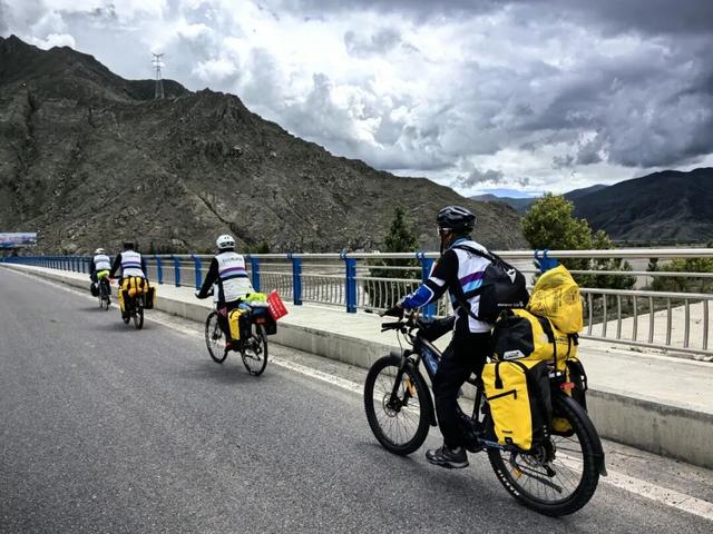 破龄而行 | 捷安特e⁺Cycling征战4000km新藏线之旅！
