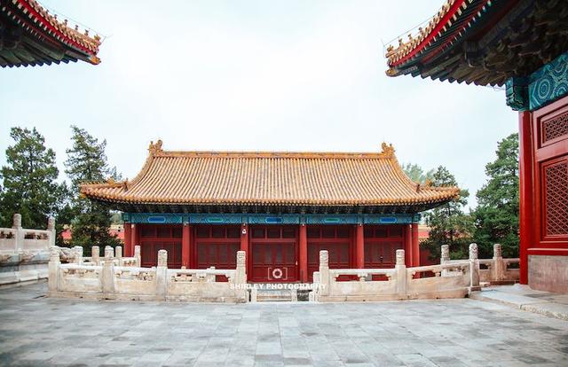 我国现存最大的金丝楠木大殿，等级超过太和殿，却常被游客遗忘