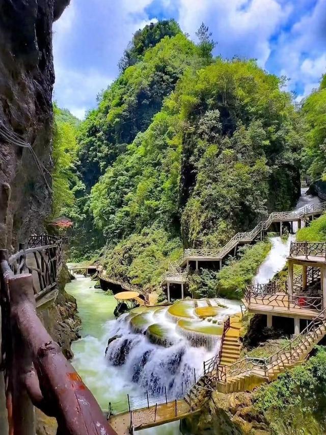 世界上只有贵州才有的独一无二的十四大奇景